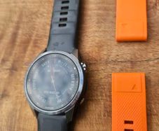 Garmin Fenix 7s silver and graphite band
