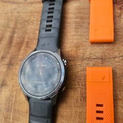 Garmin Fenix 7s silver and graphite band