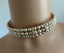 Pearl choker necklace