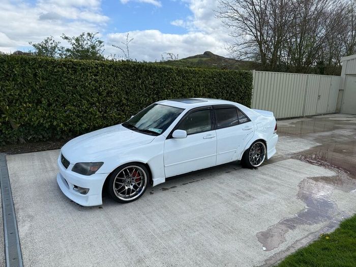 Lexus is200 sport turbo