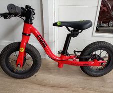 Frog Tadpole mini balance bike