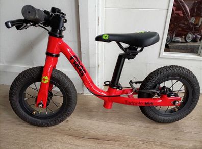 Frog Tadpole mini balance bike