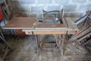 Singer sewing machine and bench