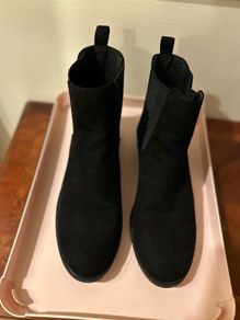 Black boots