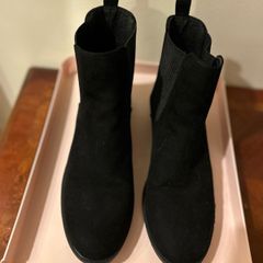 Black boots