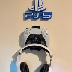 PS5 Controller and Headset Wall Mount