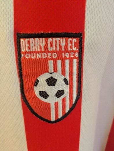 Vintage 2009  Derry City Home jersey Shirt O'Neills League of Ireland
