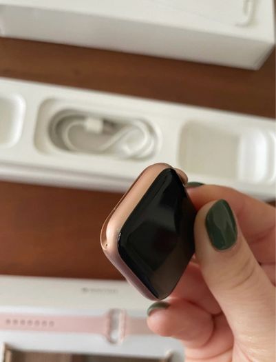 Apple Watch Series 4