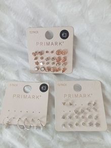 25 pairs of earrings
