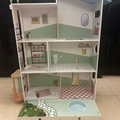 Dolls Dreamhouse