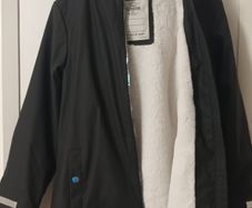 Girls black rainjacket age 11-12 (146cm)
