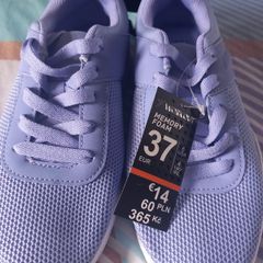 Womens Trainers BNWT