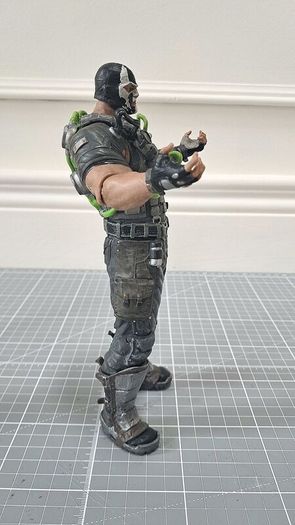 DC Collectibles Batman Arkham origins Bane action figure (2013)