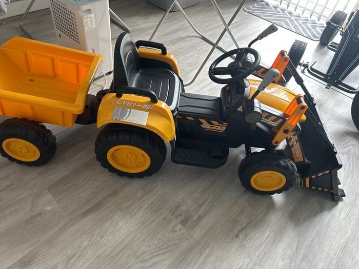 Electric Toy Tractor