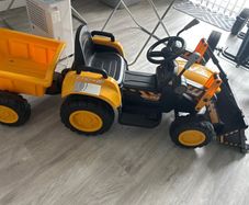 Electric Toy Tractor