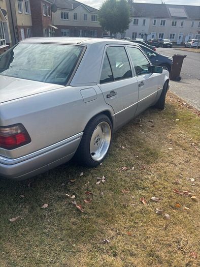 W124 1994 Mercedes E280  Automatic