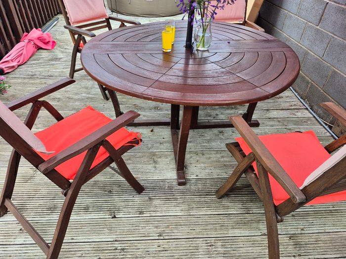 garden table