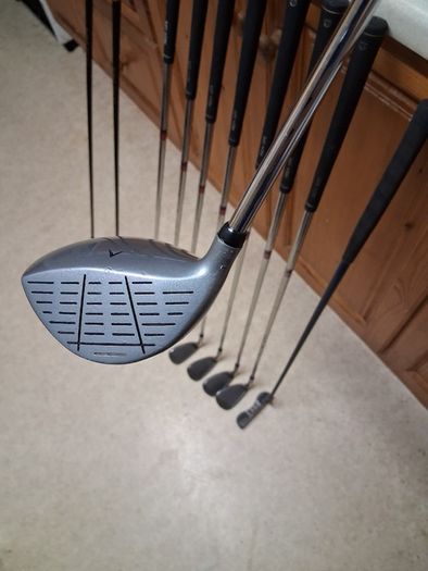 Golf Clubs. Set Of Right Handed Mens Golf Clubs. Collect In Dublin Or Receive Via Post.