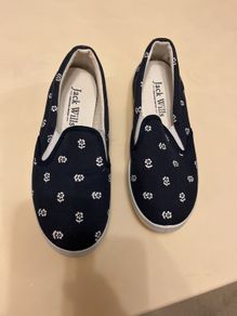 Jack wills trainers brand new size 4
