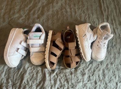 Toddler kids shoes bundle size 7 24