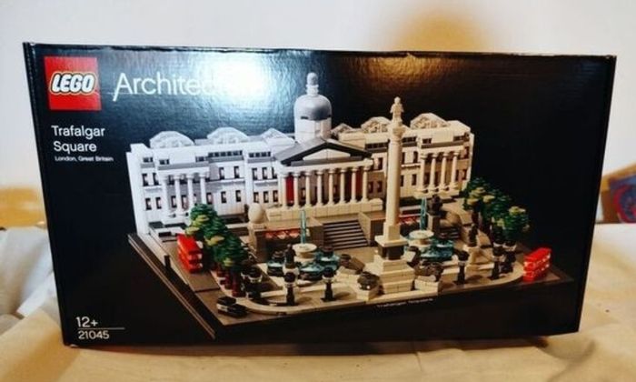 Lego Architecture 21045 Trafalgar Square