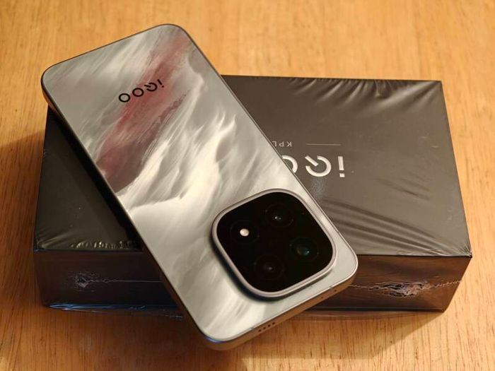 Vivo Iqoo 15 12gb 256gb Snapdragon 8 Gen 5 Special Edition