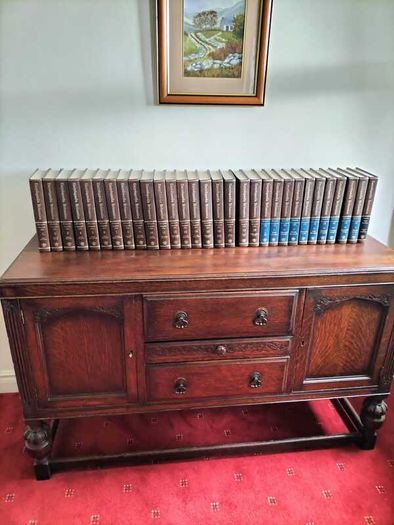 Full Set of Encyclopaedia Brittanica