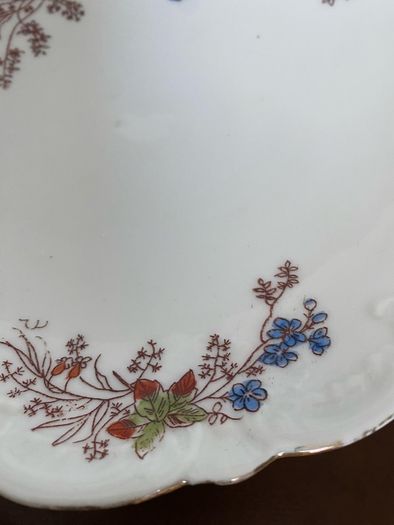 fruit bowl/stand - ceramic