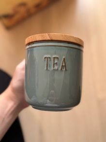 tea holder