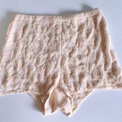 Miss Selfridges - Beige Cream Scallop Beading Vintage Style Shorts