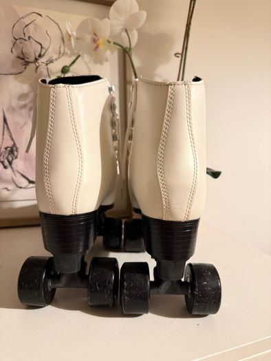Roller Skates Size EU38 UK5