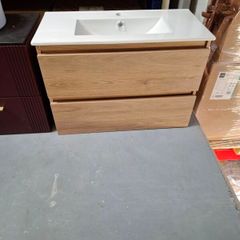Visobath 800 wall unit ex-display new basin