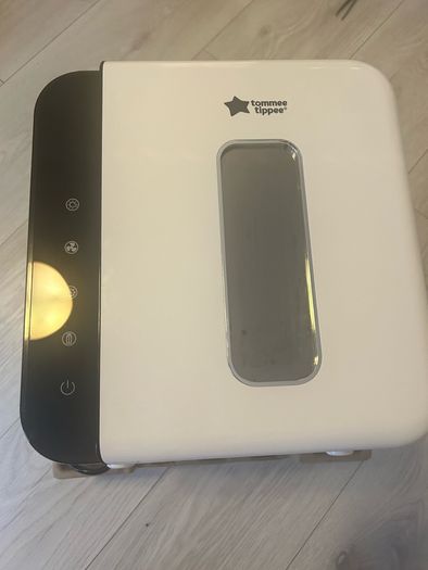 Tommee Tippee UV Baby Bottle Steriliser White