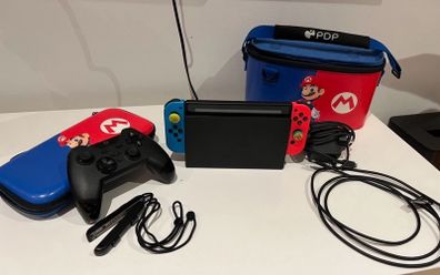 Nintendo (Hot wheels game and case)
