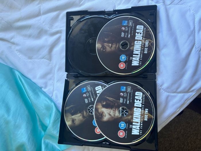 The Walking Dead Complete Season 4