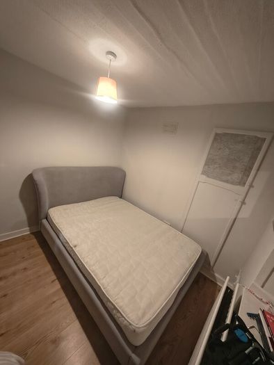 Double bed