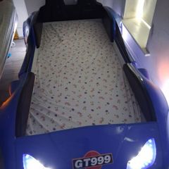 Racing car bed