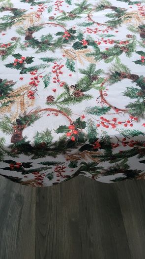 Christmas Tablecloths