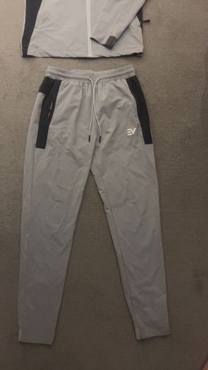 Envi tracksuit