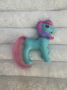 Vintage Hasbro My Little Pony MLP McDonalds Happy Meal G2 Used Her neck is too loose Please see pictures