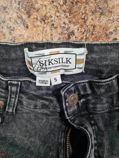 mens Siksilk jeans washed black bust knee riot denim Size Small W 30 L 34