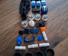Mix of Lego F1 cars