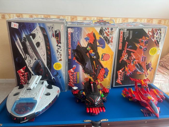 Boxed Manta Force Collection