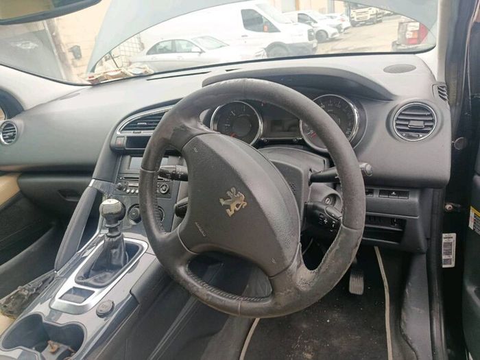 Peugeot 3008 for parts Or as whole car