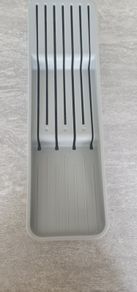 Knife holder