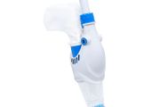 Rechargeable Pool Vacuum Cleaner with Foam Handle