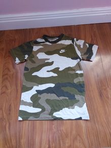 Nike Camo T Shirt Medium Child
