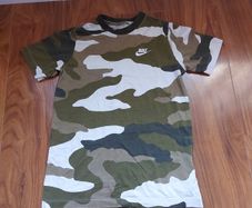 Nike Camo T Shirt Medium Child