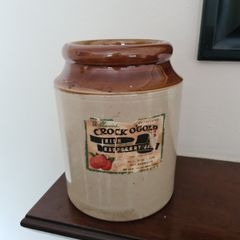 earthenware pot vintage