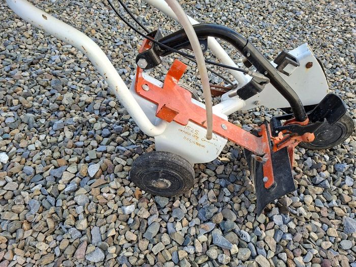 Stihl FW20 Cart with Attachment Kit